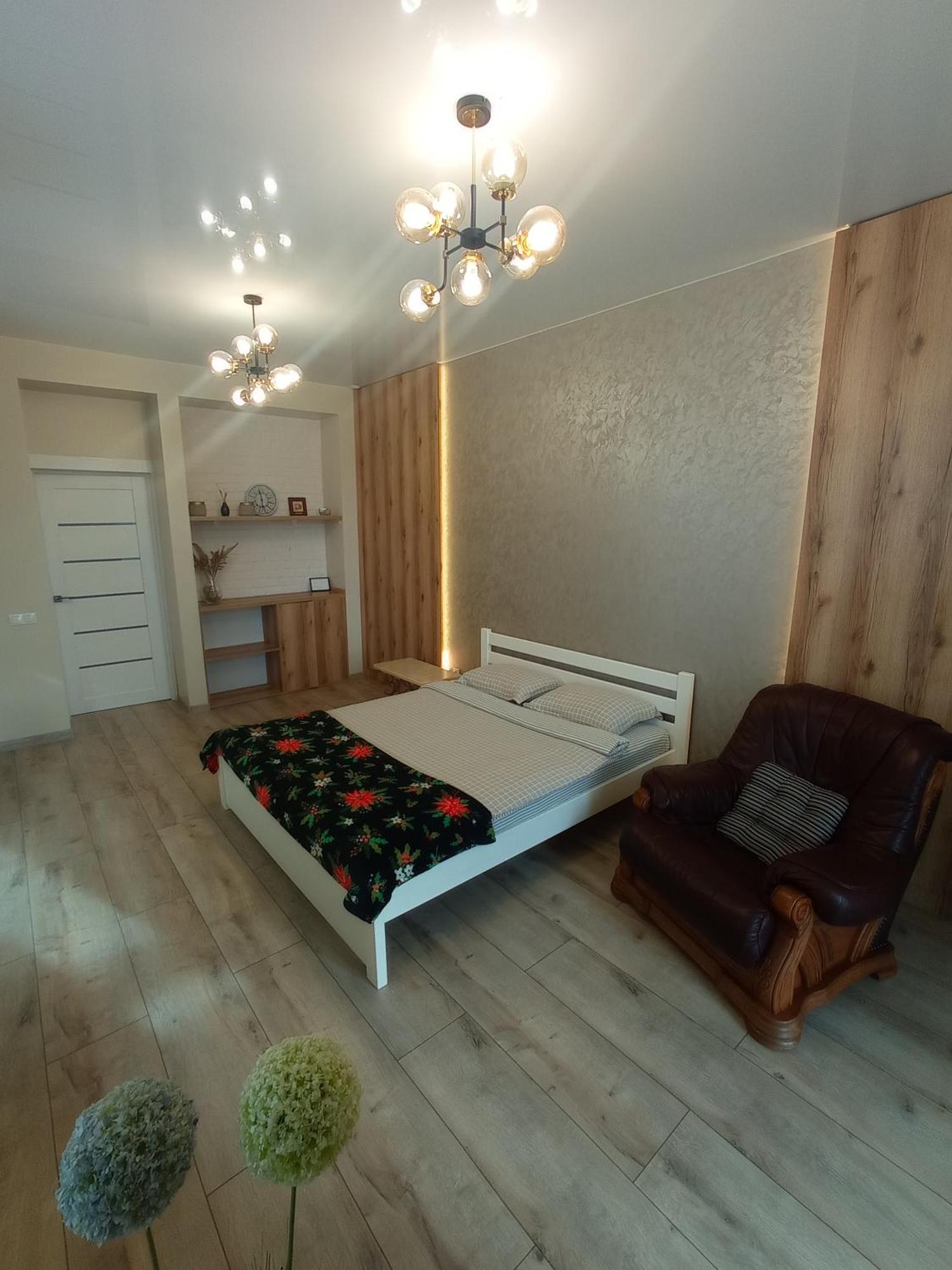 Vip Apartment У Центрі Міста, Новобуджк Театральний,Дуже Простора Rivne Luaran gambar